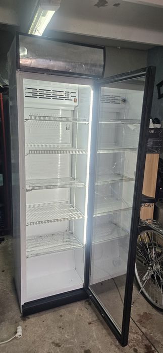 Холодильник сатылады