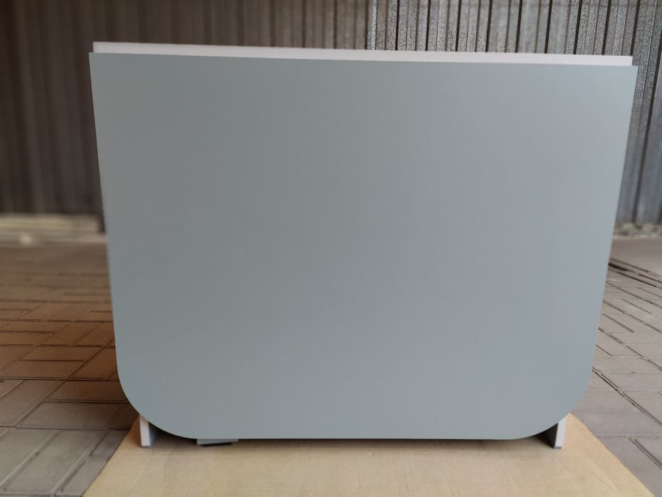 Продам новый стол-книжку. Смотрите в описании.