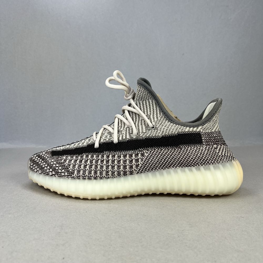 Yeezy 350 V2 ZYON! НОВИ!
