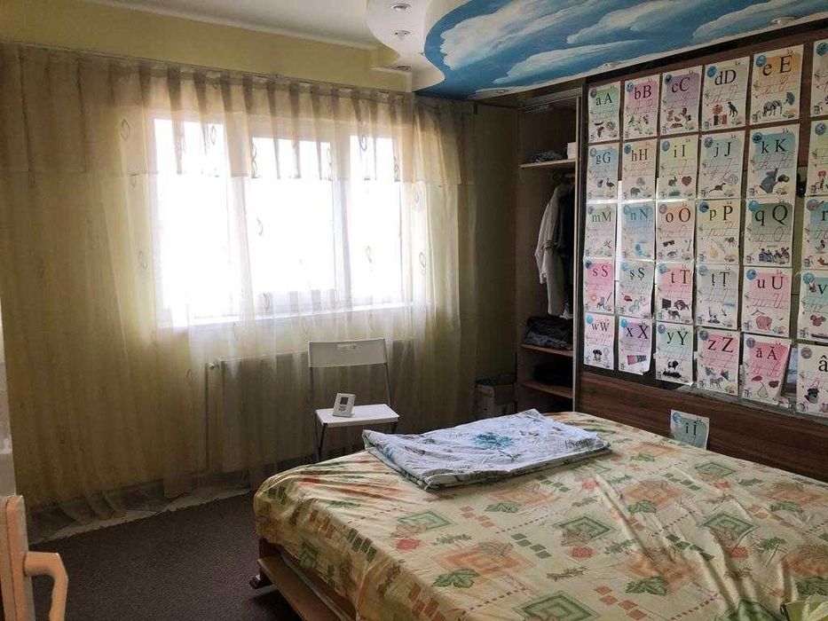 Inchiriez apartament 3 camere decomandat in Constanta