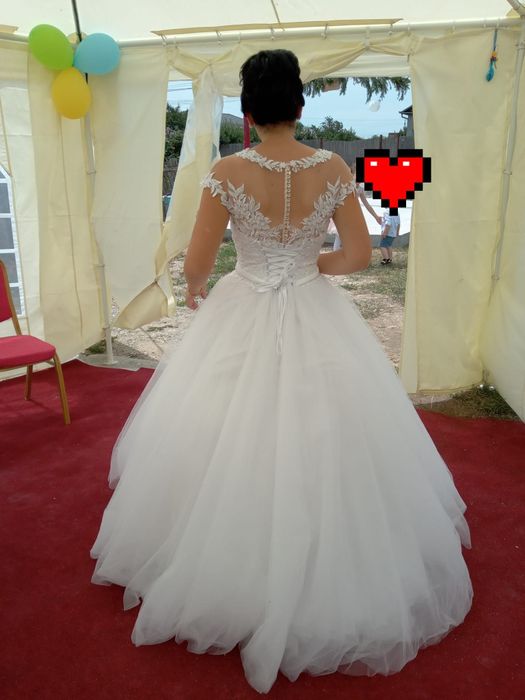 De vanzare rochie mireasa