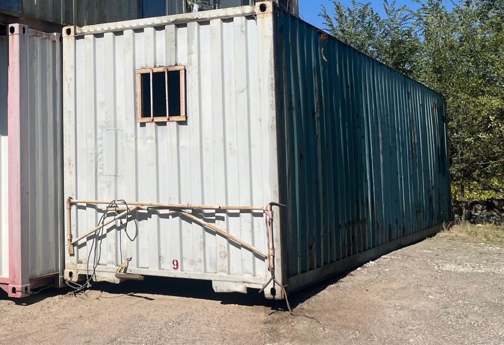 Продам 40 футовый жд контейнер