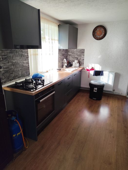 URGENT Casă de vânzare