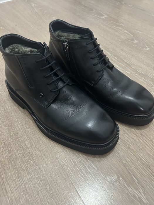 Продам новый зимнюю обувь