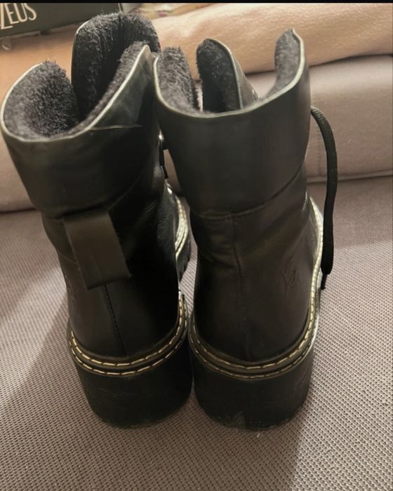 Ghete Luca di Gioia din piele