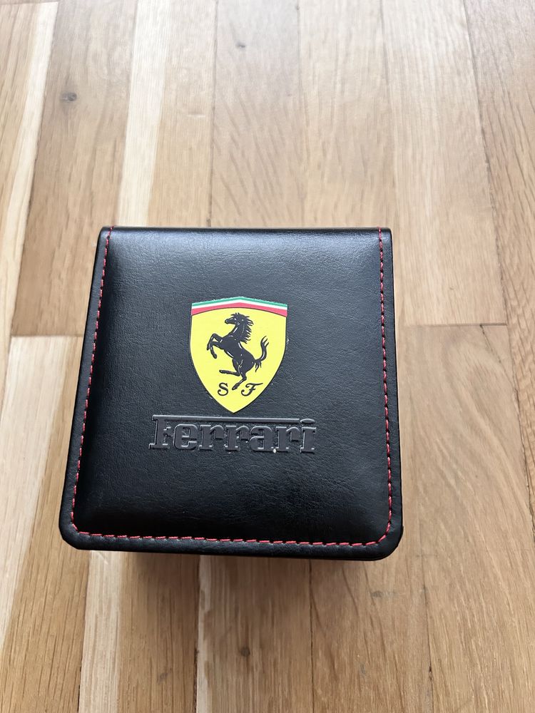 Часовник Ferrari