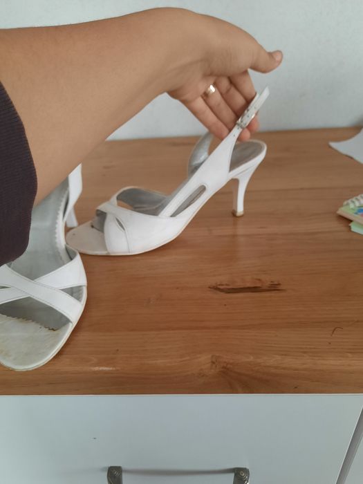 Lot sandale piele  Bata 39