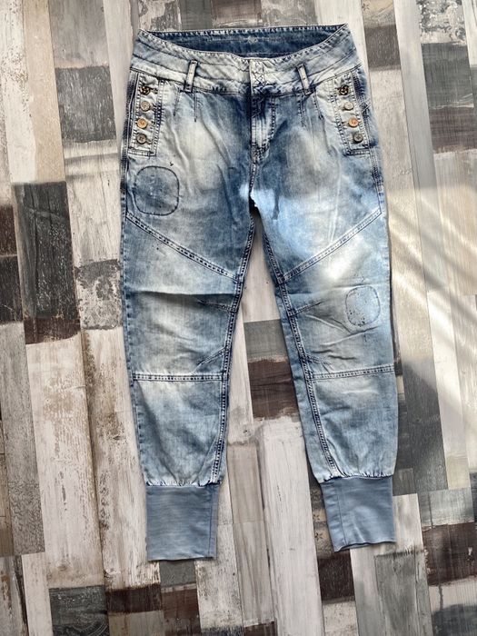 Blugi dama diverse modele