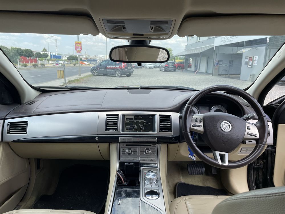Vand Jaguar XF 3.0 Volan dreapta