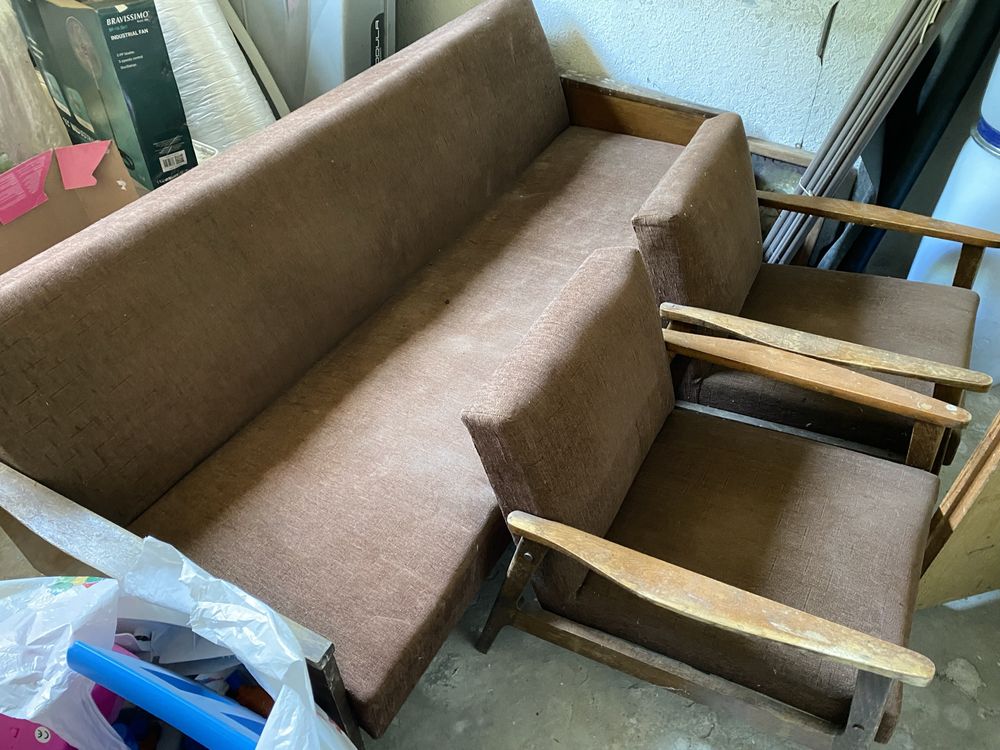 Разтегателен диван с 2 фотьойла