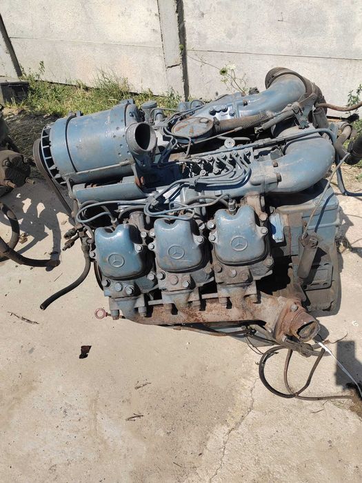 Motor mercedes  V6 model OM 401