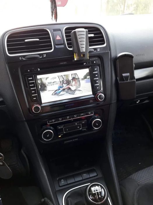 Vând golf 6 fabricatie 2010.motor 1,6 TDI diesel
