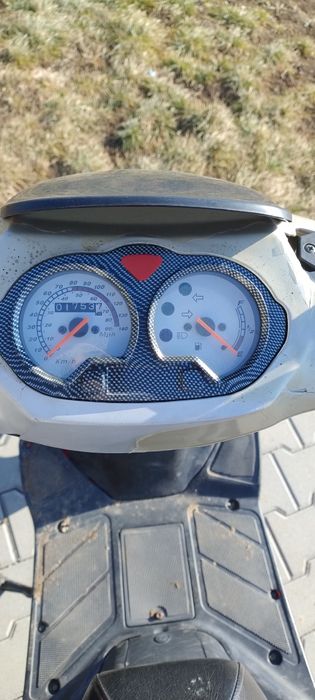 vand 2 scutere 49cc