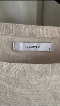 Bluza reserved, decupata si cu perle la maneci marimea S