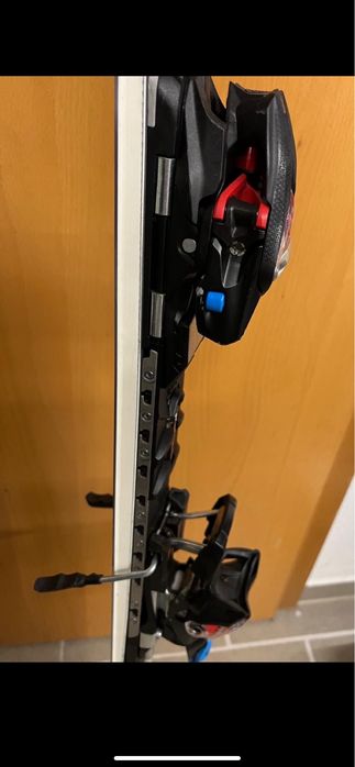 Volkl Racetiger FIS 157