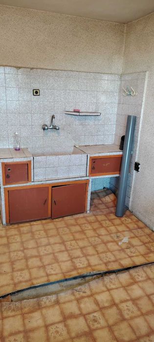 Два самостоятелни апартамента – кв. Тракийски, гр. Хасково