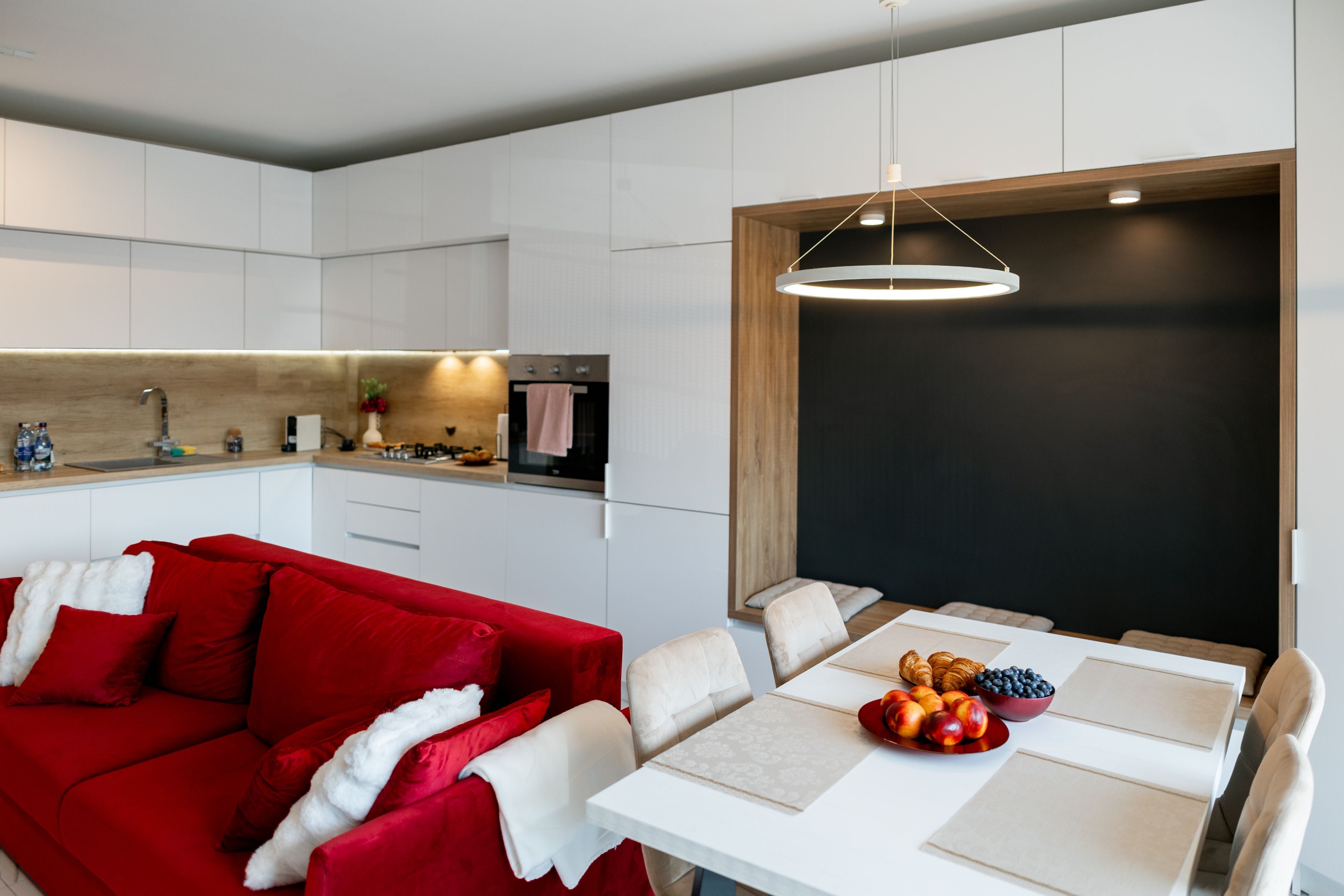 apartament ultra central de închiriat