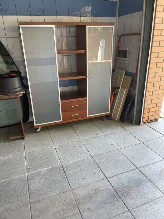 Продам шкаф