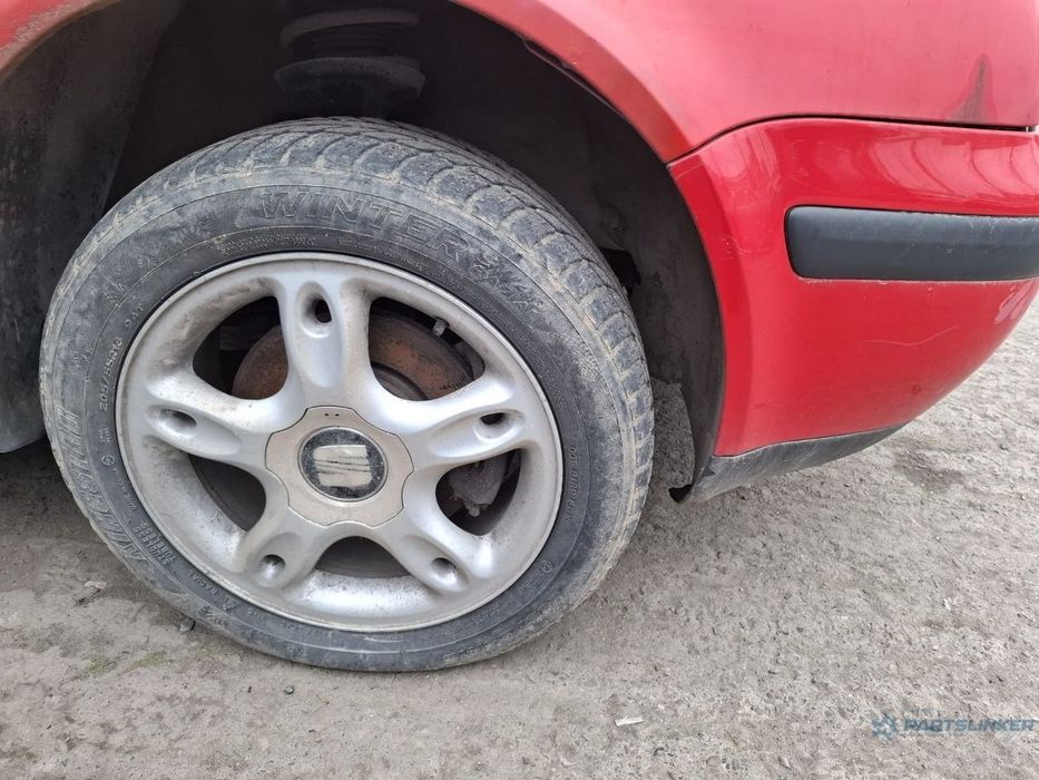 Dezmembrez VOLKSWAGEN GOLF IV 1J1 2000 1.9 TDI ALH 66KW|90HP