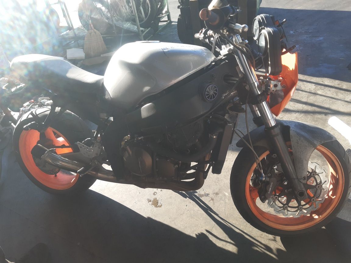 Мотоциклет  Кавазаки ZX 600  -на части