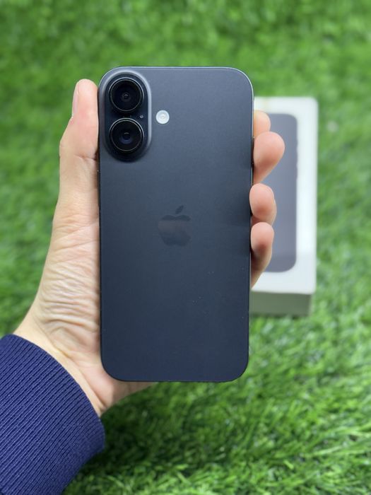 Iphone 16, 128gb, 100EMK 31цикл / Айфон 16, 128гб, 100 ЕМК 31 цикл