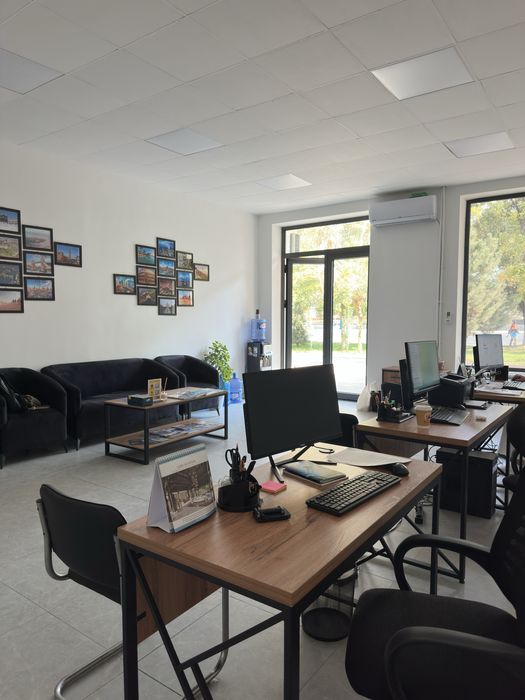 Сдаётся рабочее место в офисе турфирмы