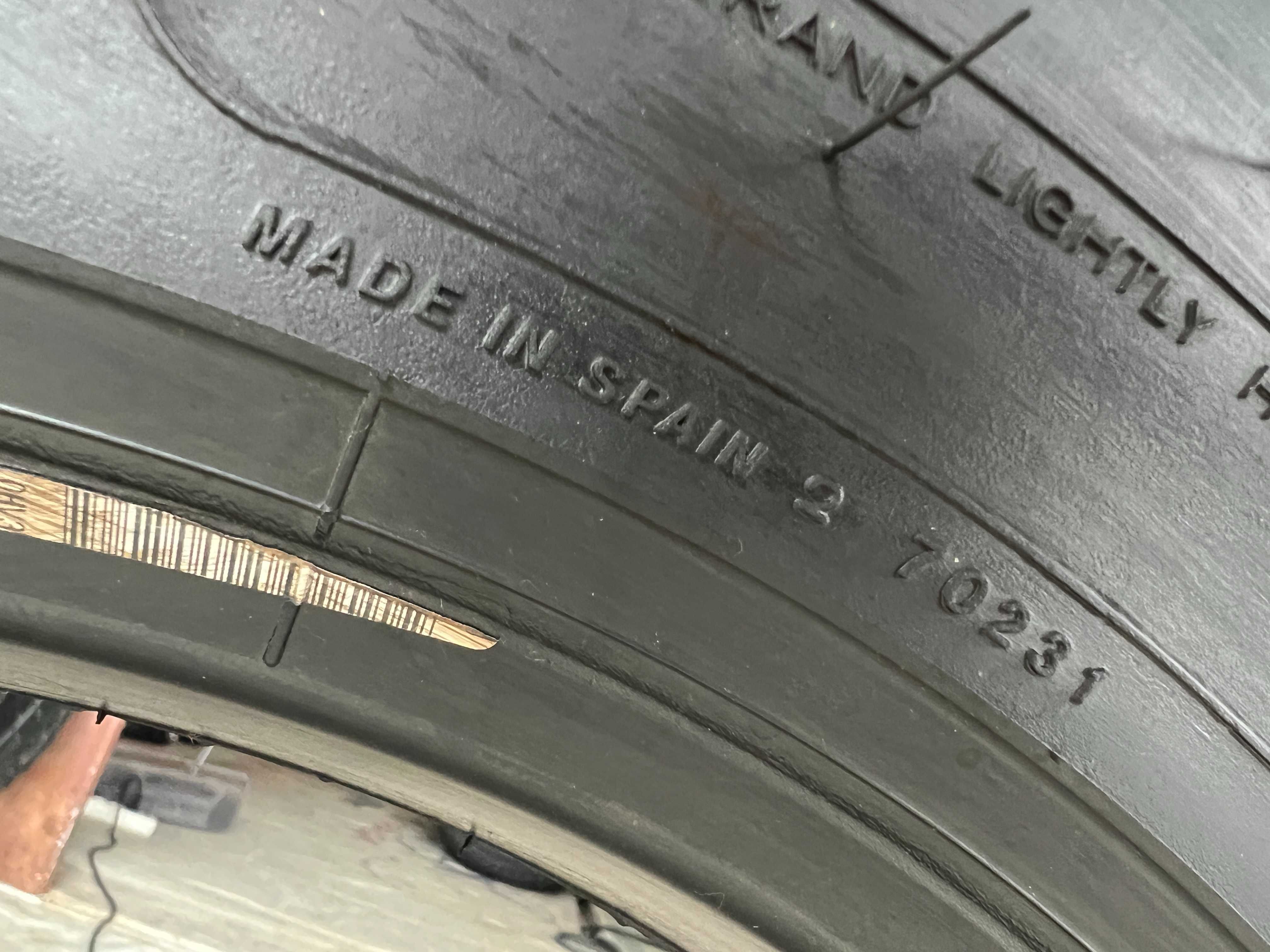 1 товарна гума 215/75R17.5 Firestone FD611 126/124M M+S 12PR DOT3522