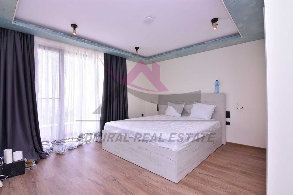Продава се Къща в Варна, Изгрев - 698 кв.м за 1032 €/кв.м - Снимка #2