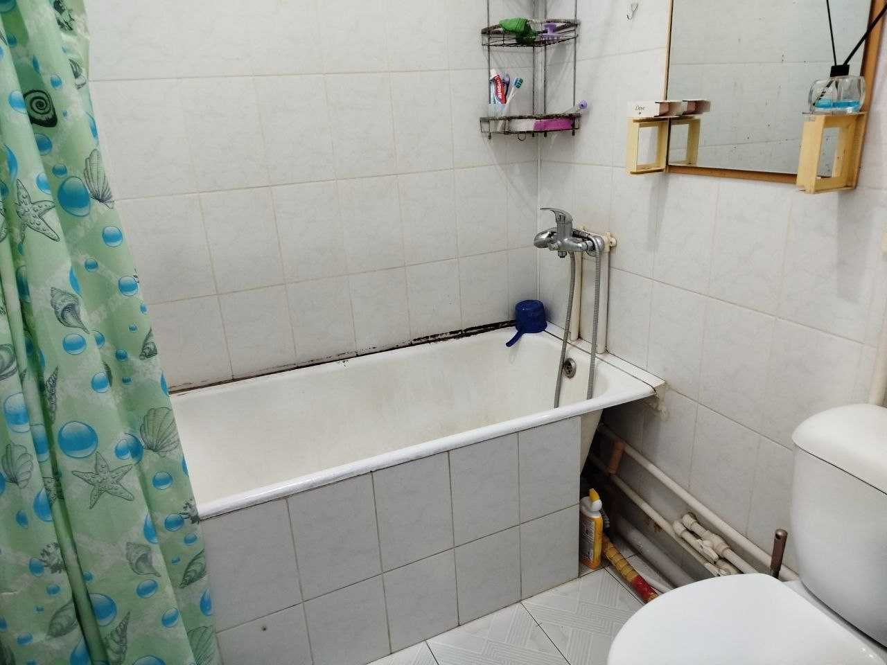 1 xonali uy sotiladi