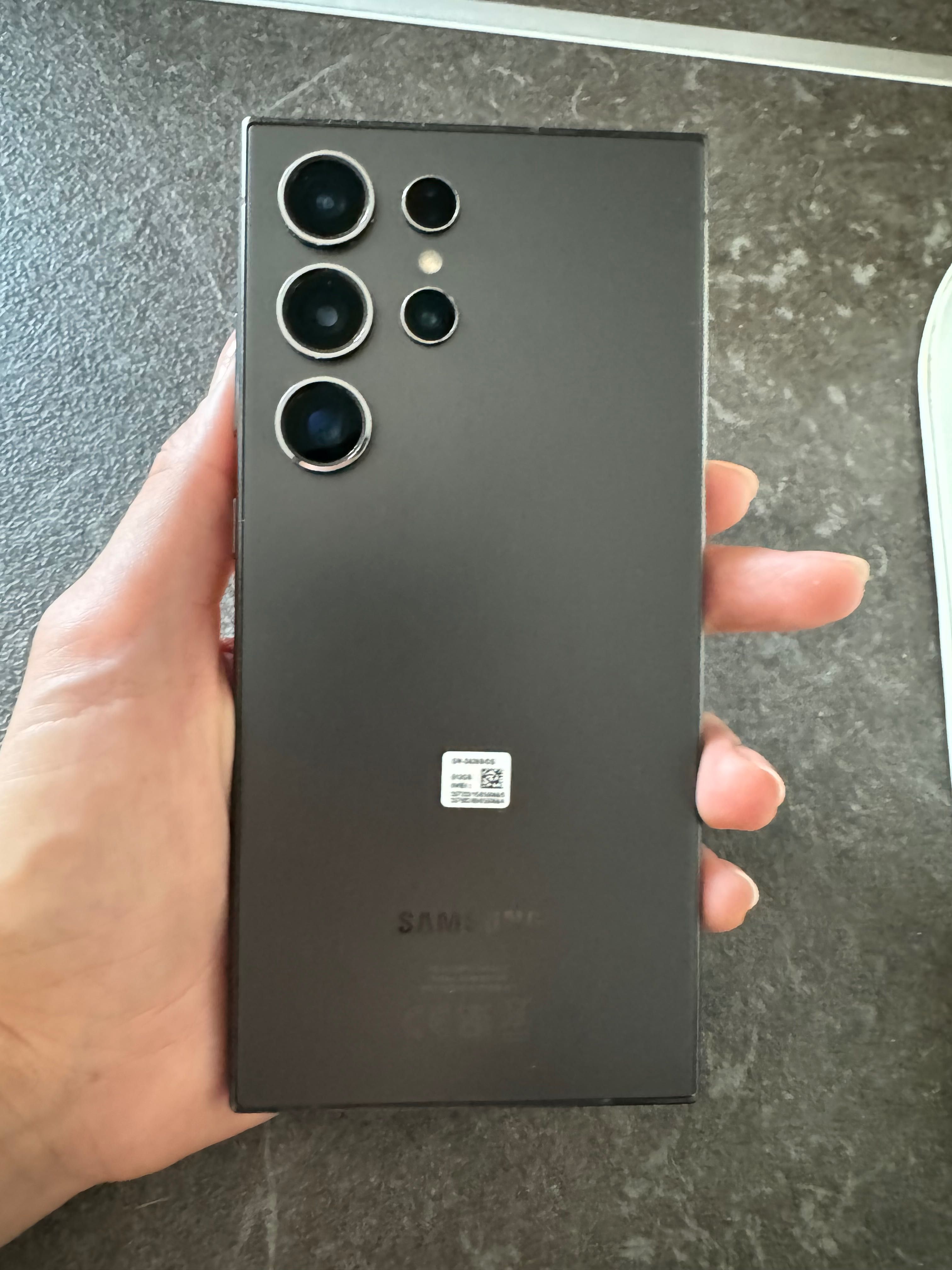 Samsung S24 Ultra 512gb - folosit 2 luni - dețin factura