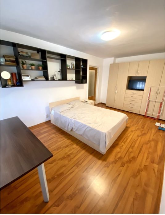 lujerului Garsoniera mobilata si utilata complet