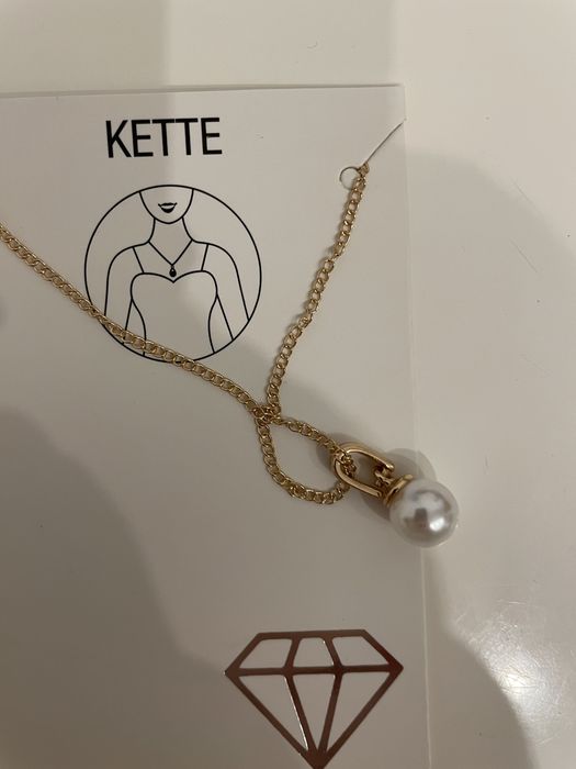 Lanț cu medalion perla nou