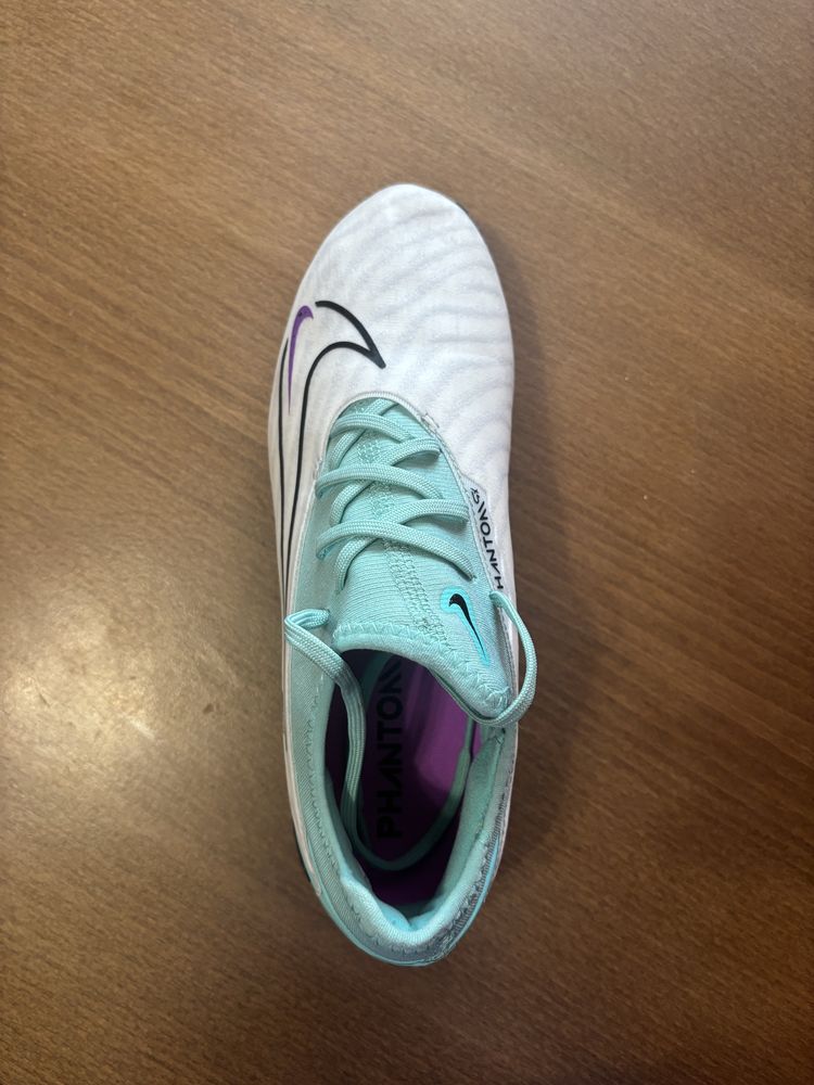 Nike Phanton бутонки