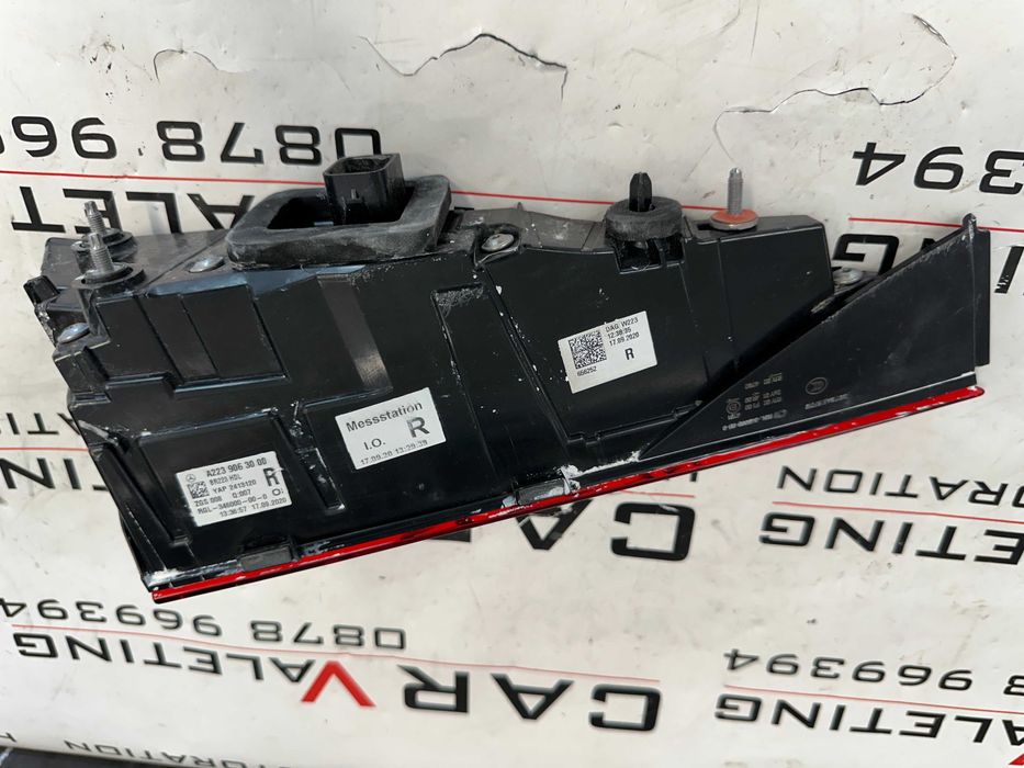 Задна светлина десен вътрешен стоп стопове Mercedes S W223 Мерцедес С