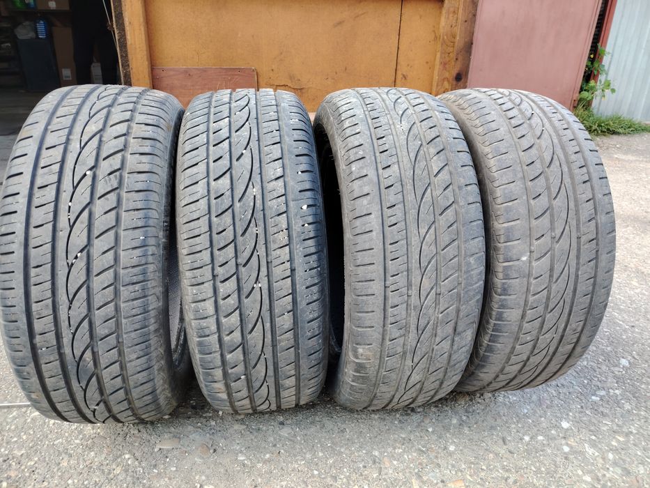 Cauciucuri de vară 215 55 R17