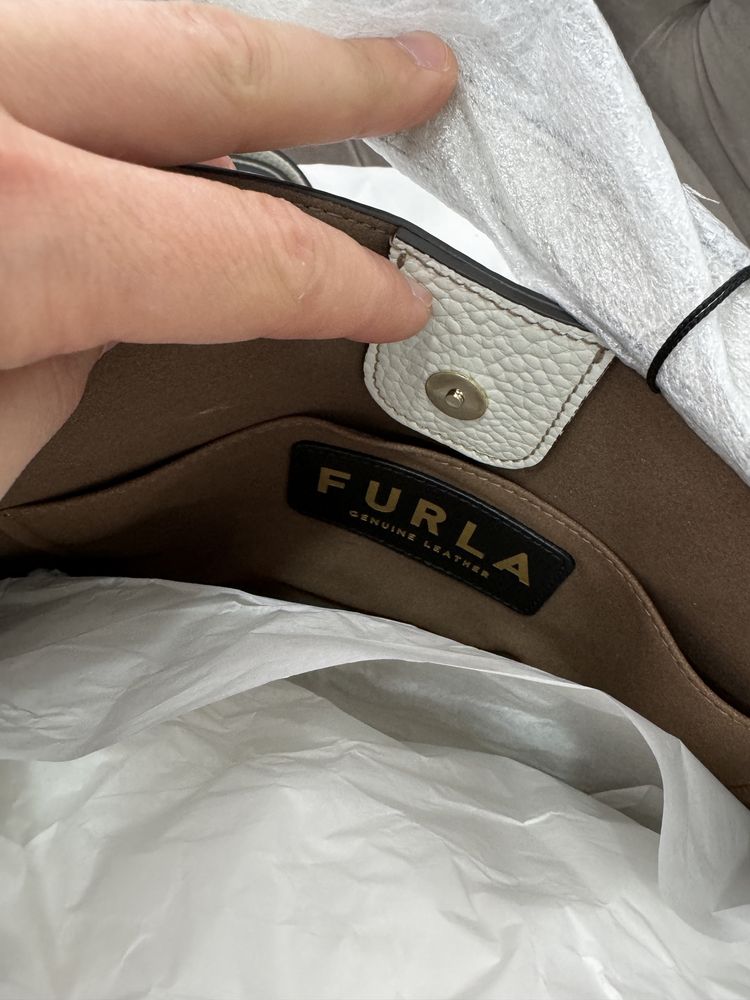 Furla Primula S Hobo - Marshmallow / Noua