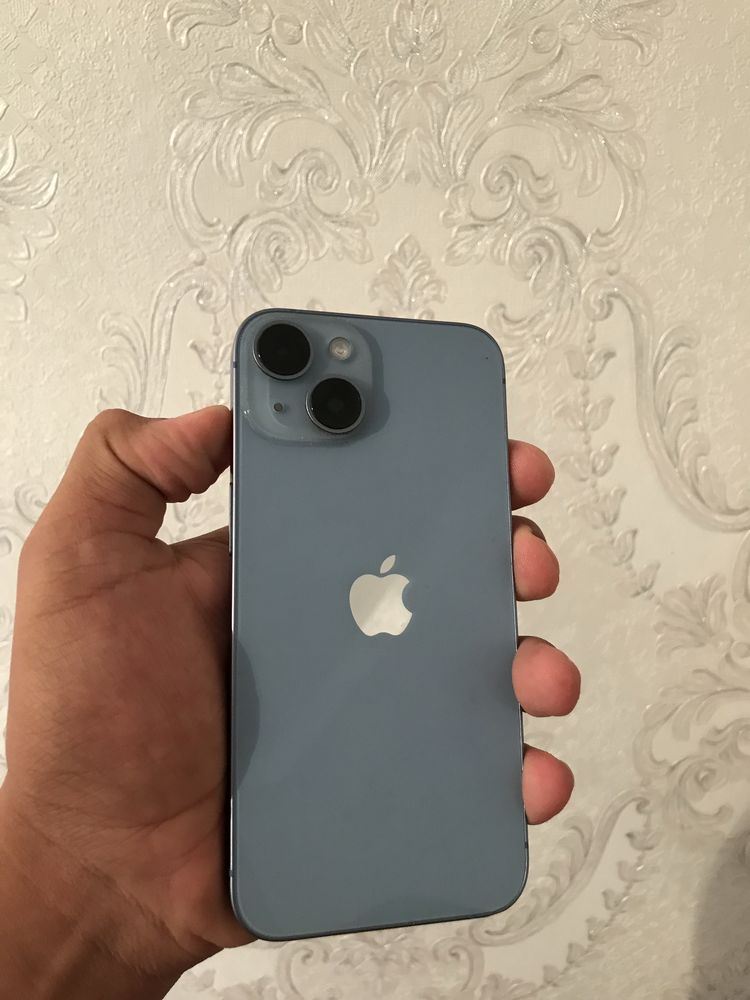 iPhone 14 в хорошем состоение