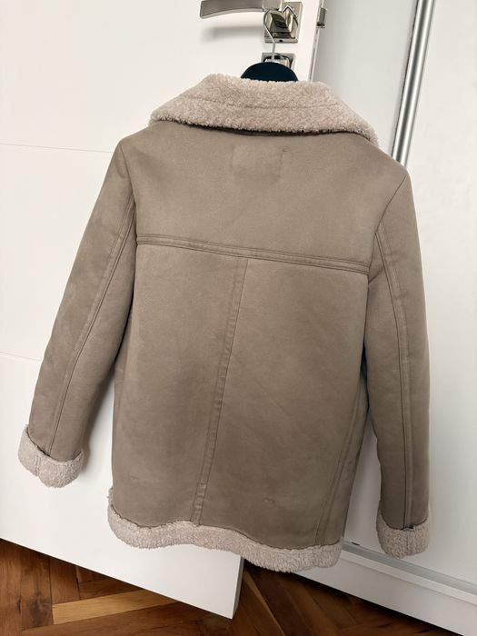 Късо палто ZARA