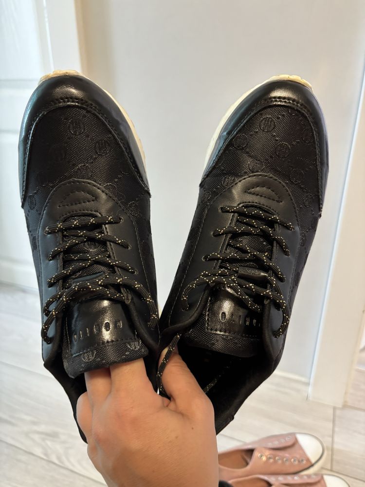 Обувки Guess, Zara, Mohito, Bata