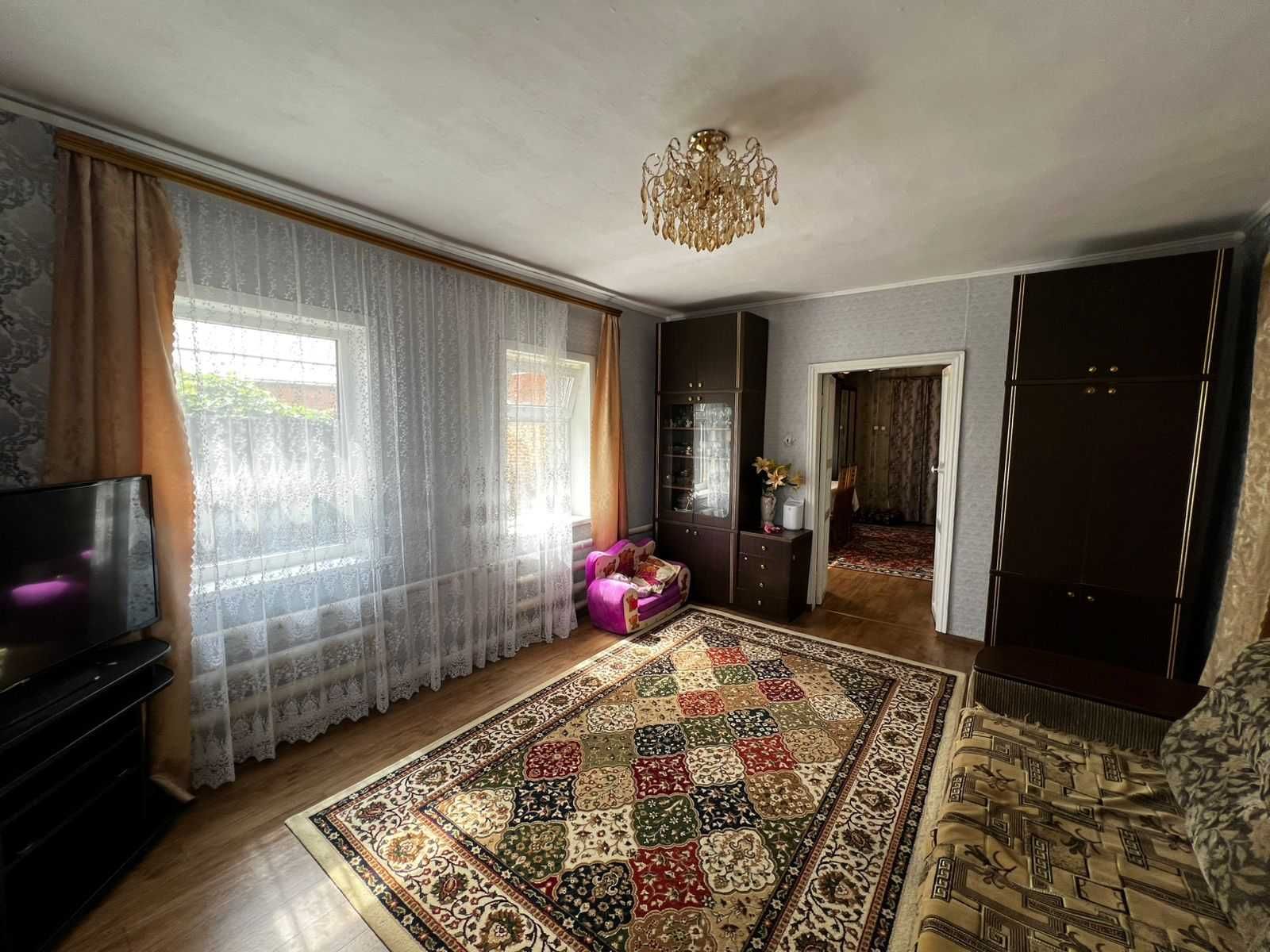 Продам дом в районе Парка Победы