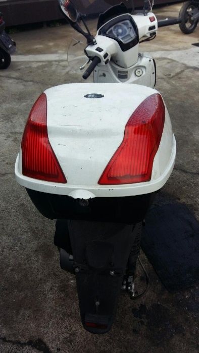 Kymco People GTi 200i-На части