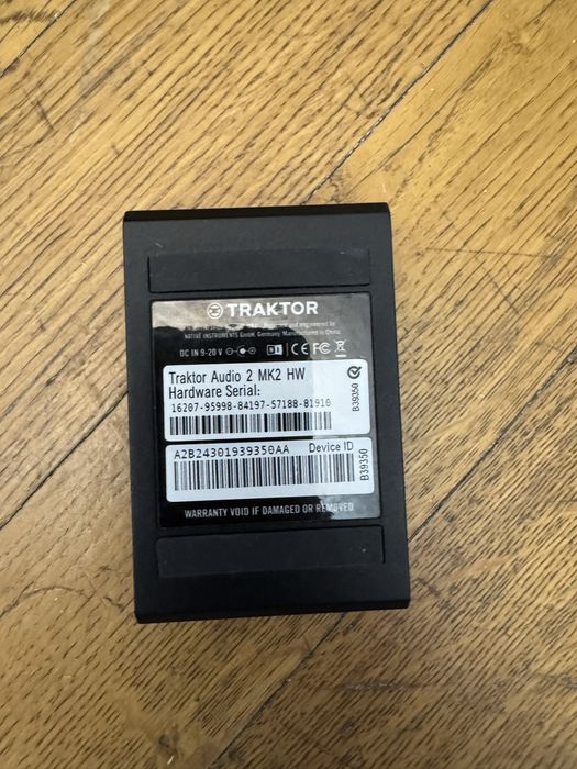 Interfata audio / placa audio Native Instruments Traktor audio 2 mk2