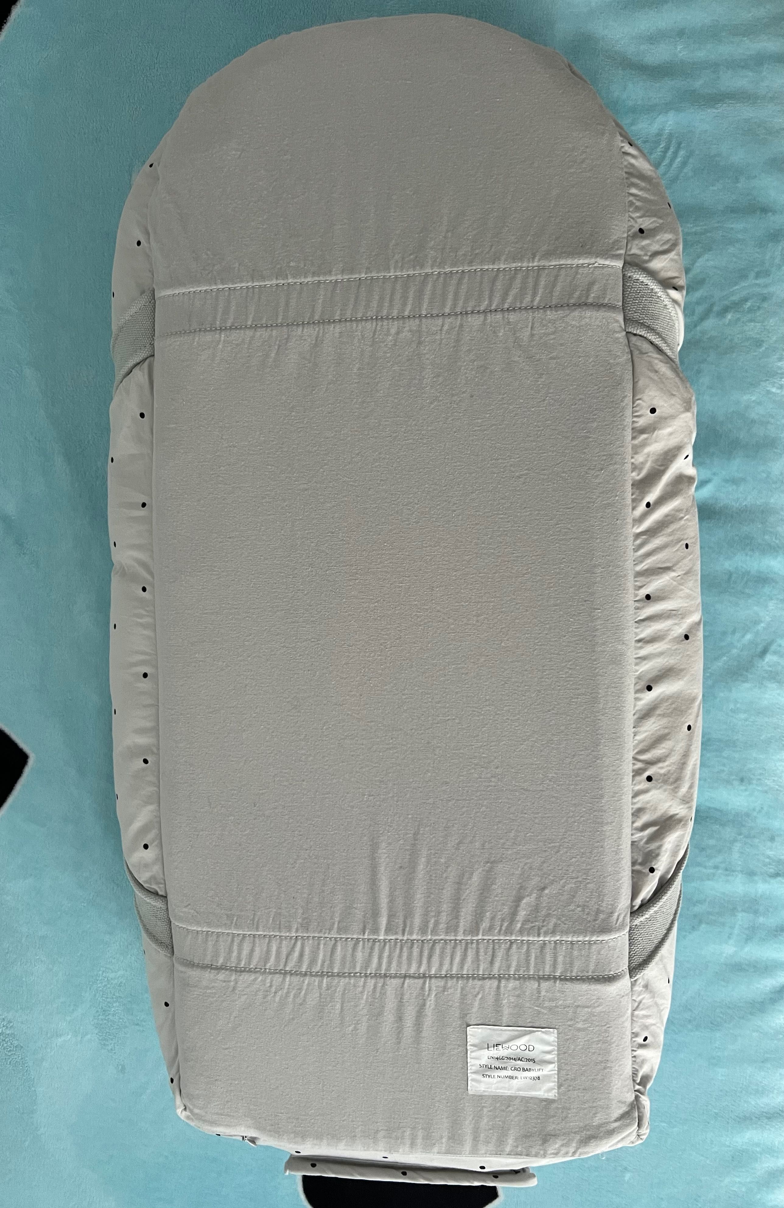 Babynest din bumbac organic Liewood
