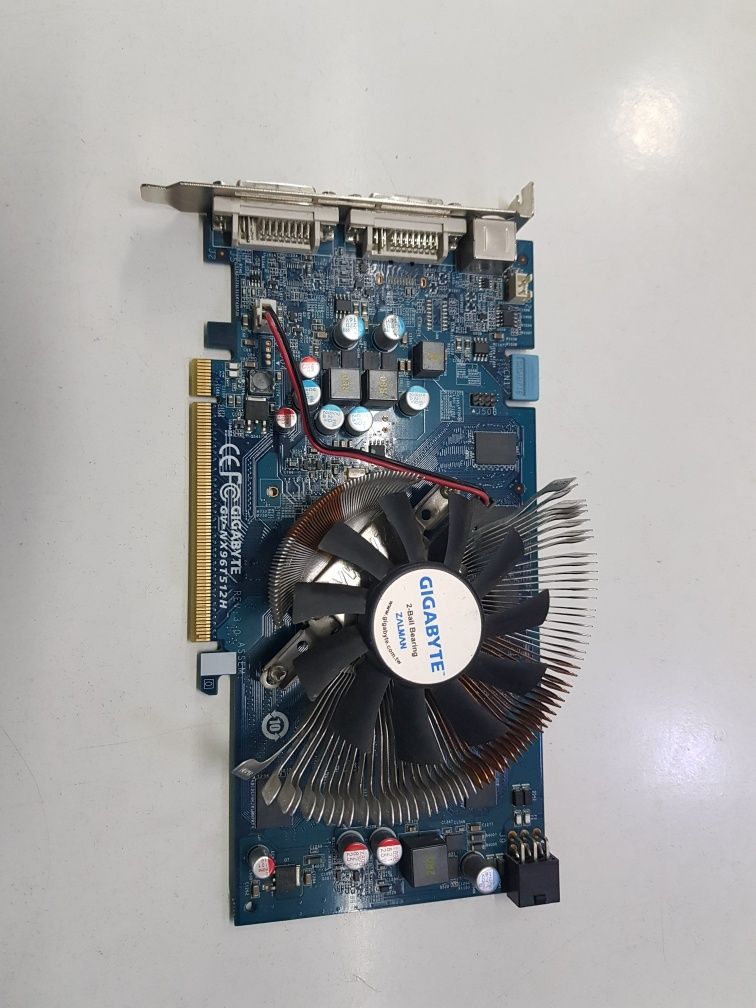 Продам  Ge forse 9600, 512mb. 256bit