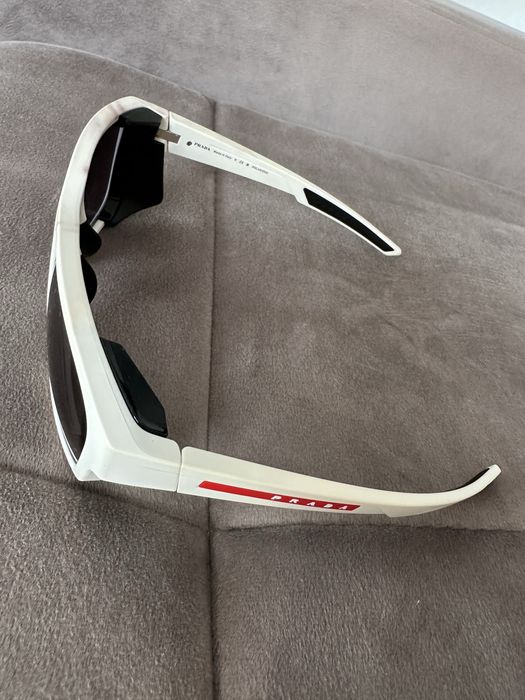 Vand ochelari de soare PRADA