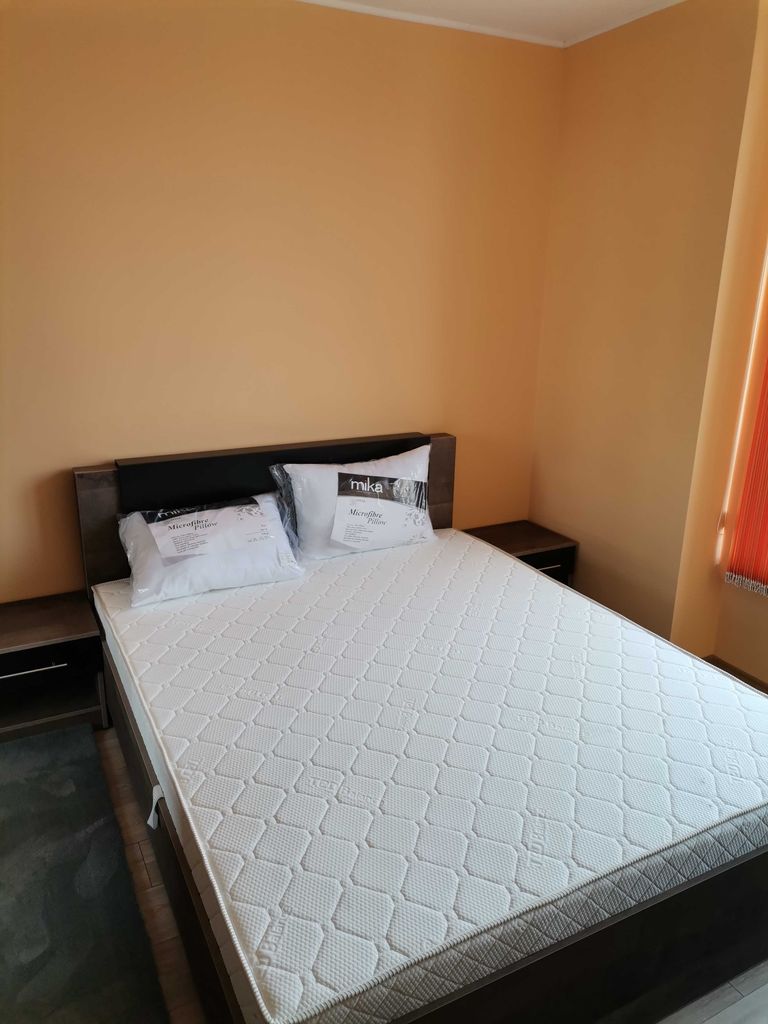 Продава се Тристаен апартамент в София, Люлин 8 - 80 кв.м за 10 €/кв.м - Снимка #4