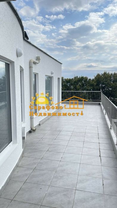 Продажба 4-стаен гр. Бургас - Сарафово 250m²