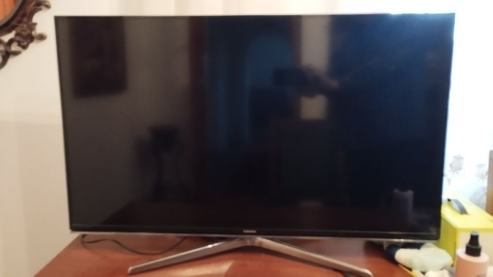 Телевизор samsung