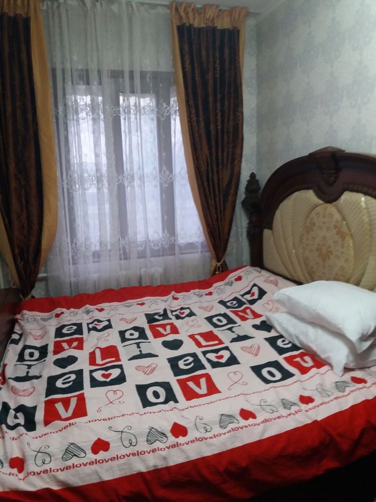 Продаю квартиру в яшнабадском районе Авиасозлар-2. 1этаж 2 х комнатная