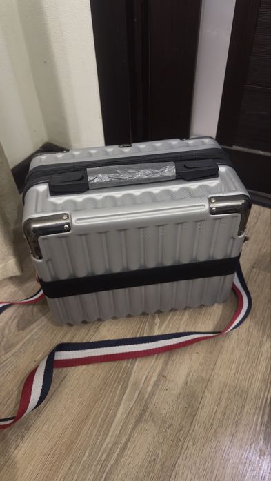 Мини чемоданчик, кейс